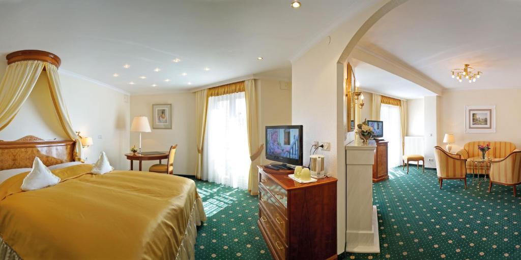 Hotel Sacher-Stoiber Bad Füssing Oda fotoğraf