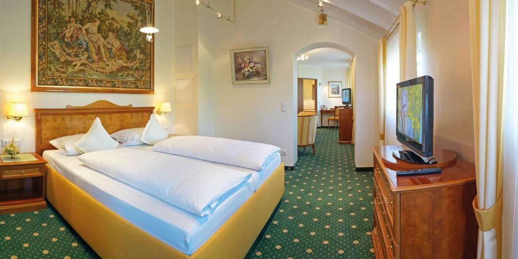 Hotel Sacher-Stoiber Bad Füssing Oda fotoğraf