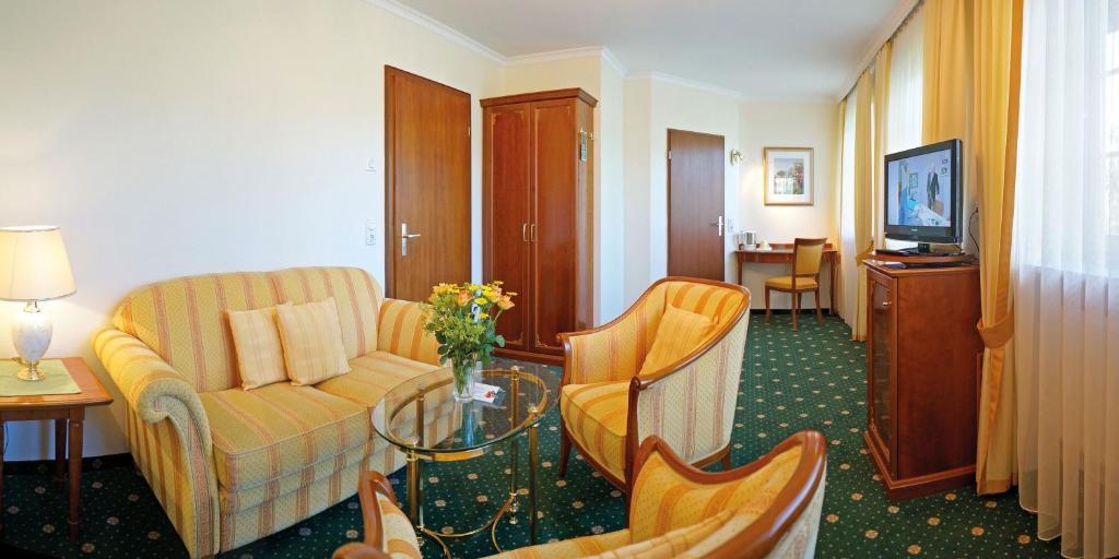 Hotel Sacher-Stoiber Bad Füssing Oda fotoğraf