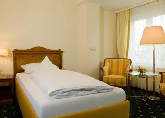 Hotel Sacher-Stoiber Bad Füssing Dış mekan fotoğraf